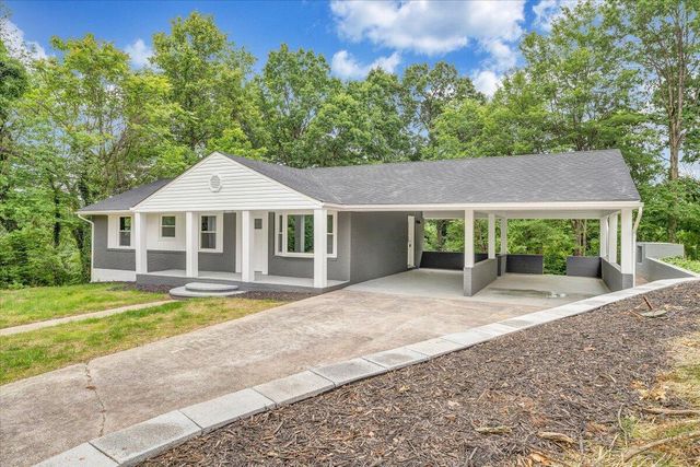 4438 Stonewall RD, Roanoke, VA 24017