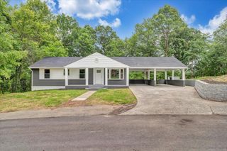 4438 Stonewall RD, Roanoke, VA 24017