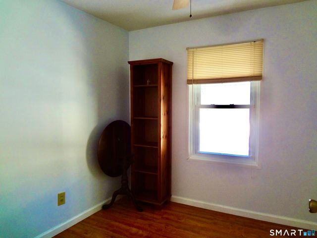 4 Beverly Drive, Ansonia, CT 06401