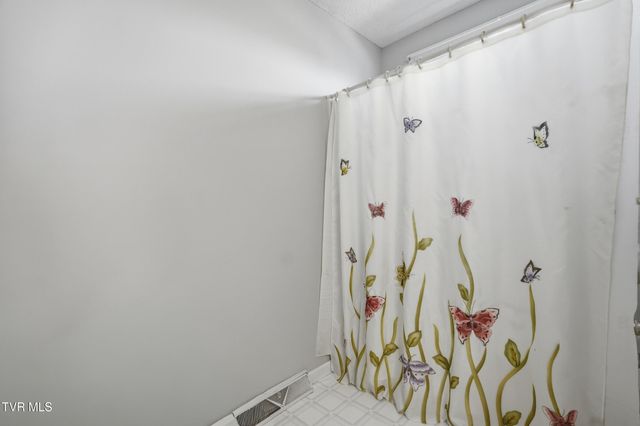 4105 Sioux Drive, Johnson City, TN 37604
