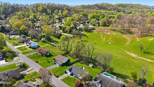 4105 Sioux Drive, Johnson City, TN 37604