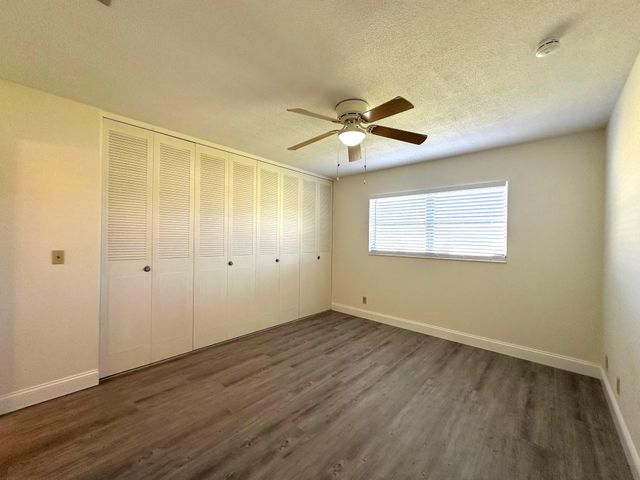 2966 E Ashley Dr Drive E C, West Palm Beach, FL 33415