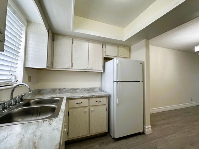 2966 E Ashley Dr Drive E C, West Palm Beach, FL 33415