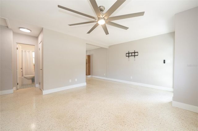 2000 1ST STREET SE, St Petersburg, FL 33705