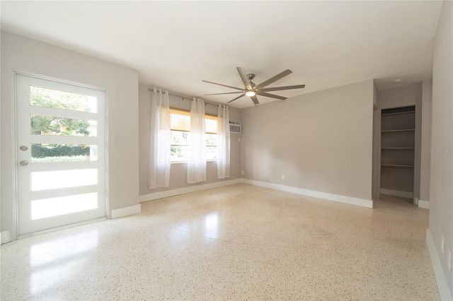 2000 1ST STREET SE, St Petersburg, FL 33705