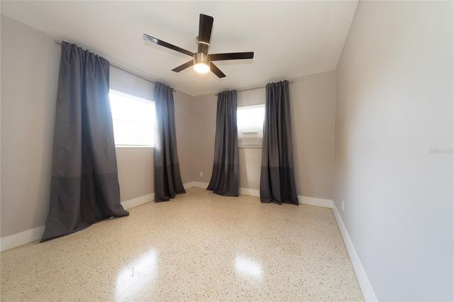 2000 1ST STREET SE, St Petersburg, FL 33705