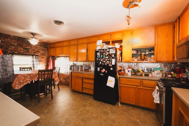 1611 Cameo Way, Modesto, CA 95350