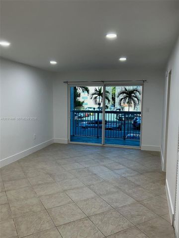2920 SW 28th Ter 202, Miami, FL 33133