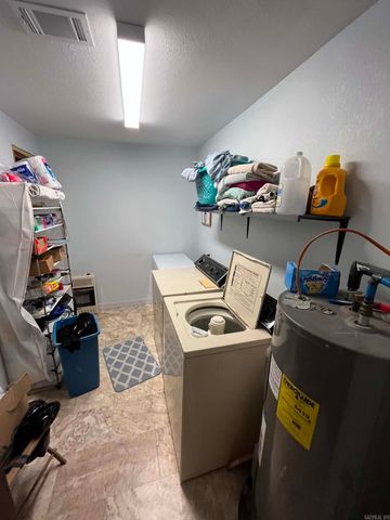 808 Dallas Ave, Mena, AR 71953