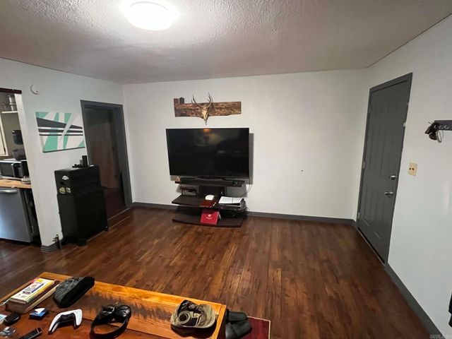 808 Dallas Ave, Mena, AR 71953