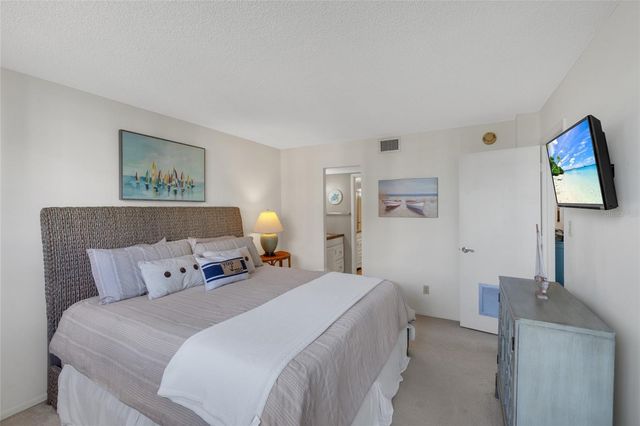 8764 MIDNIGHT PASS ROAD A201, Sarasota, FL 34242
