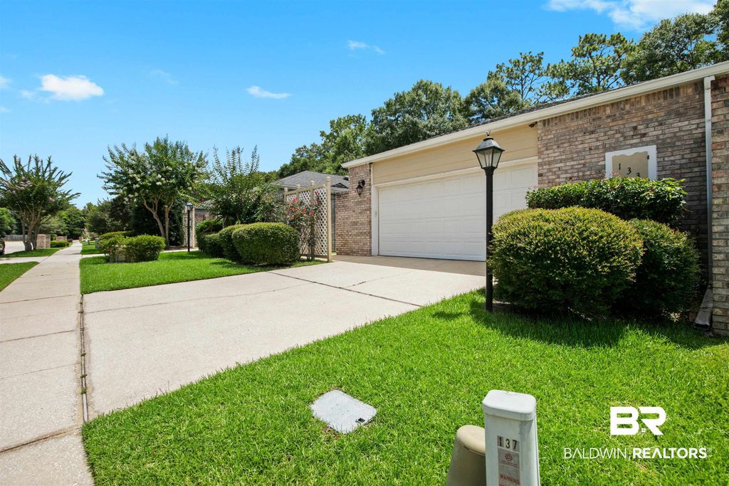 133 Woodruff Court, Mobile, AL 36608