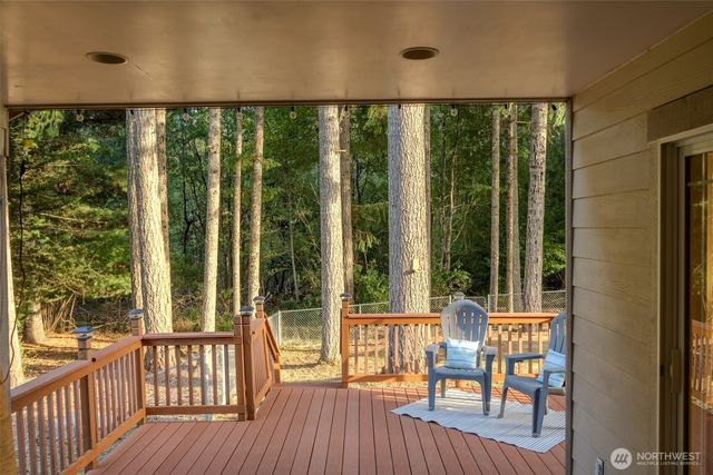121 E Stavis Road, Shelton, WA 98584
