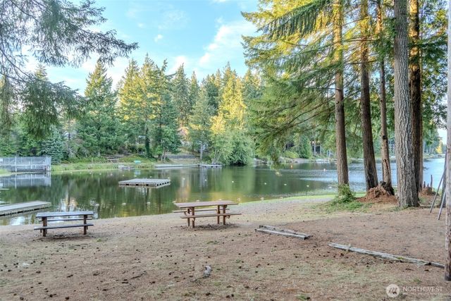 121 E Stavis Road, Shelton, WA 98584