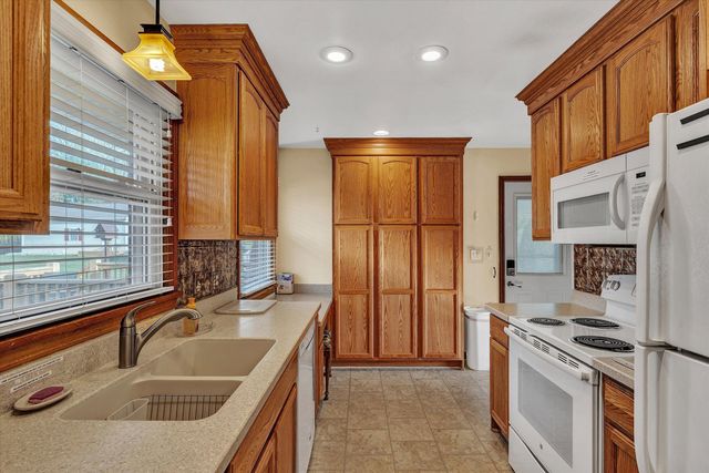 83 Orchard DR, Daleville, VA 24083