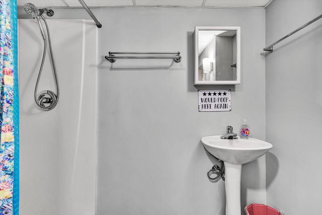 83 Orchard DR, Daleville, VA 24083