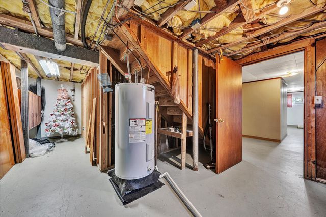 83 Orchard DR, Daleville, VA 24083