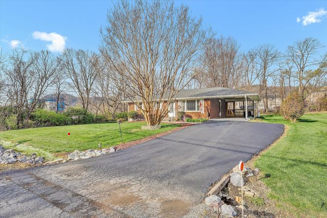 83 Orchard DR, Daleville, VA 24083