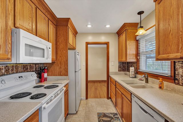 83 Orchard DR, Daleville, VA 24083