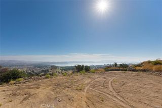 30 Lakeview, Lake Elsinore, CA 92530