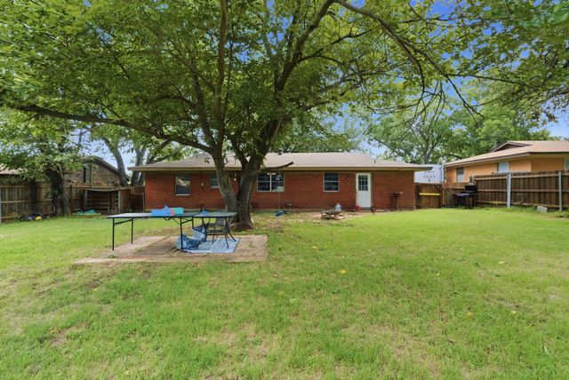 141 Park Drive, Stephenville, TX 76401