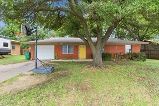 141 Park Drive, Stephenville, TX 76401