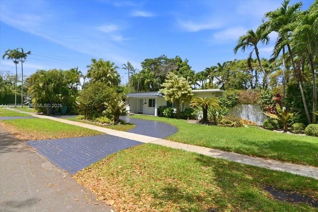 6133 SW 44th Ter, Miami, FL 33155