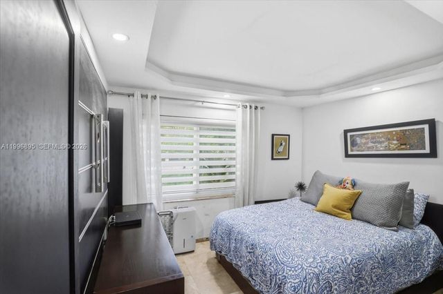 6133 SW 44th Ter, Miami, FL 33155