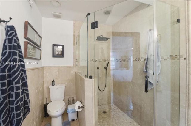 6133 SW 44th Ter, Miami, FL 33155