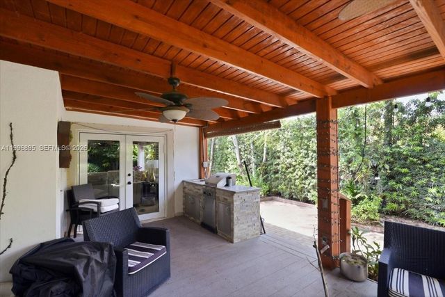 6133 SW 44th Ter, Miami, FL 33155