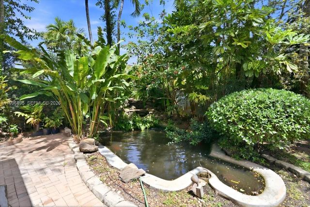 6133 SW 44th Ter, Miami, FL 33155