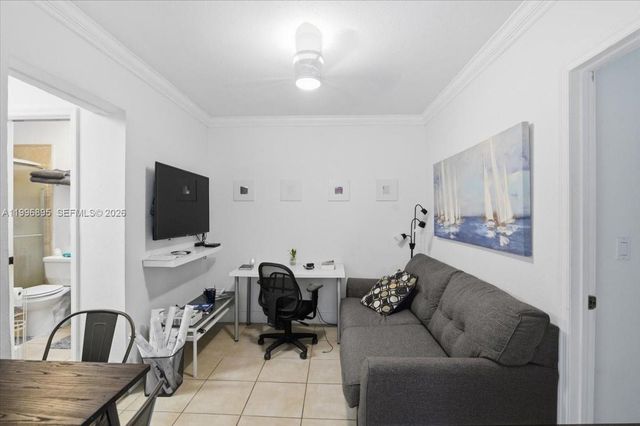 6133 SW 44th Ter, Miami, FL 33155