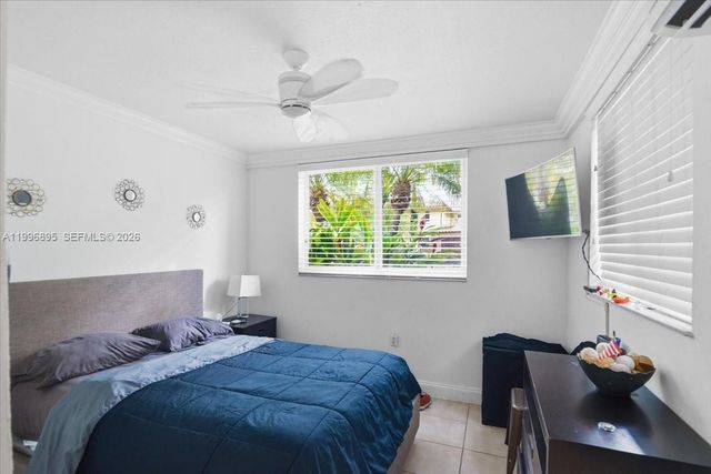 6133 SW 44th Ter, Miami, FL 33155