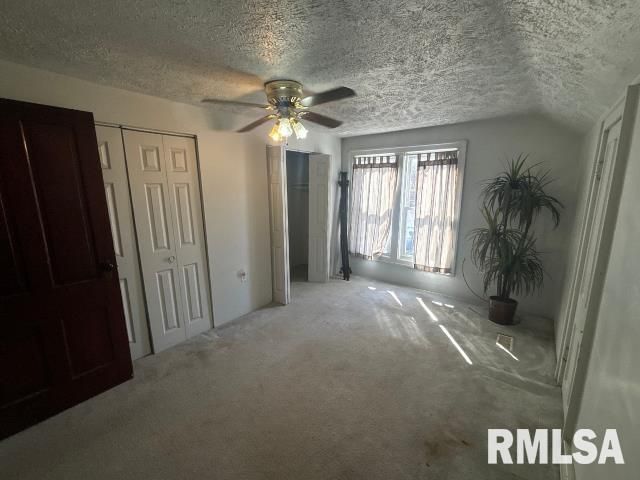 706 W South Grand Avenue, Springfield, IL 62704