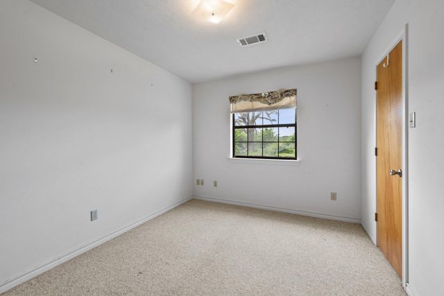 9393 Locke Road, Bryan, TX 77808