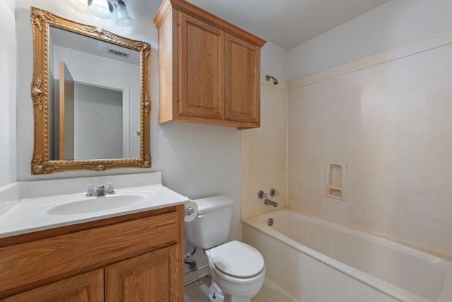 9393 Locke Road, Bryan, TX 77808