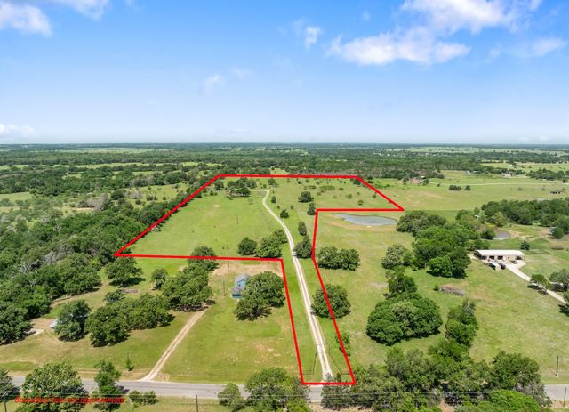 9393 Locke Road, Bryan, TX 77808