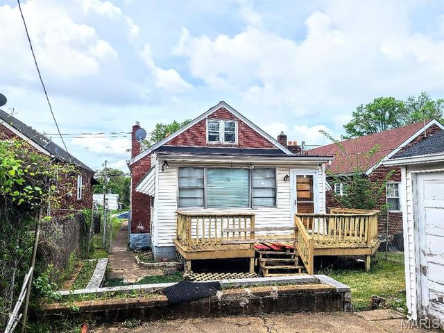 1365 Switzer Avenue, St Louis, MO 63147