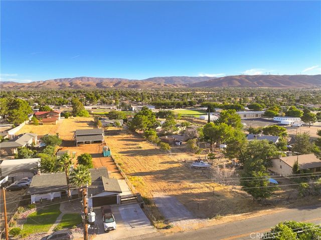 4788 Columbia Way, Quartz Hill, CA 93536