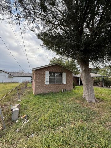 3902 Aledo Street, Houston, TX 77051