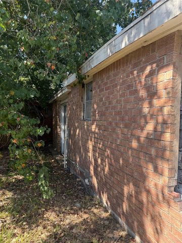 3902 Aledo Street, Houston, TX 77051