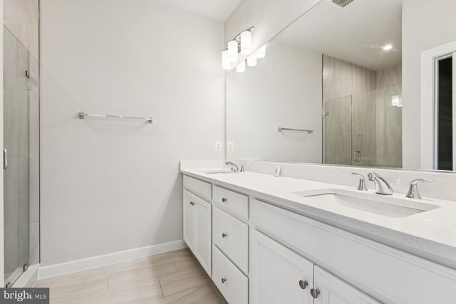 1697 BEECH LEAF ST, Dumfries, VA 22026