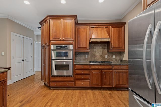 3096 HIGHLAND LAKES ROAD, Birmingham, AL 35242