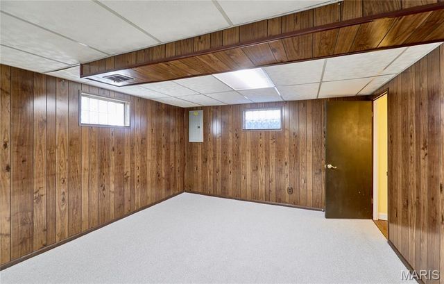 429 Fairview Court, Ballwin, MO 63021