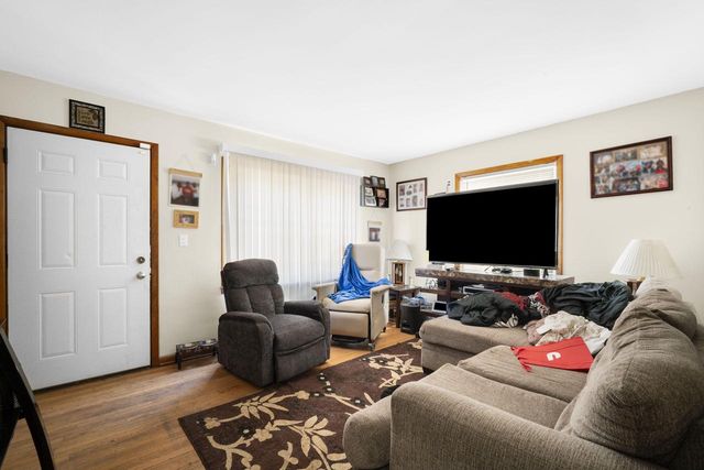 5859 N 66th STREET, Milwaukee, WI 53218
