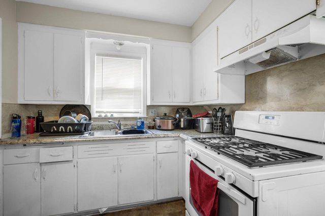 5859 N 66th STREET, Milwaukee, WI 53218
