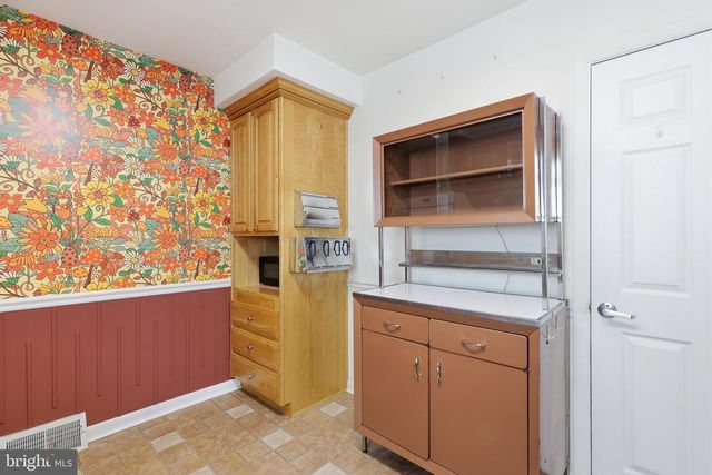 161 CROCKETT RD, Warminster, PA 18974