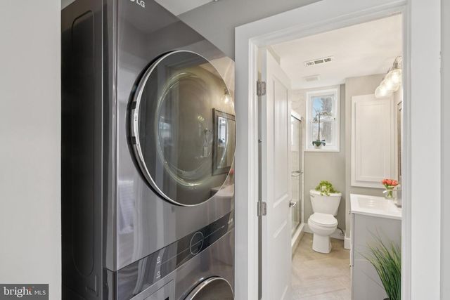 8422 WOODLAWN ST, Alexandria, VA 22309