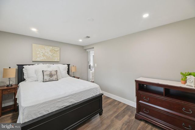 8422 WOODLAWN ST, Alexandria, VA 22309