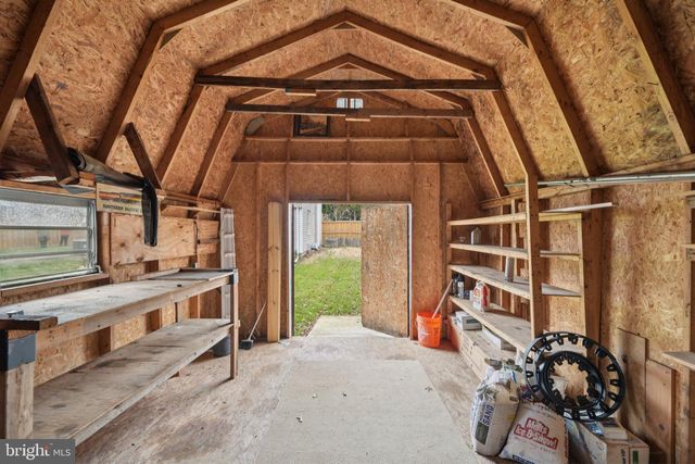 8422 WOODLAWN ST, Alexandria, VA 22309